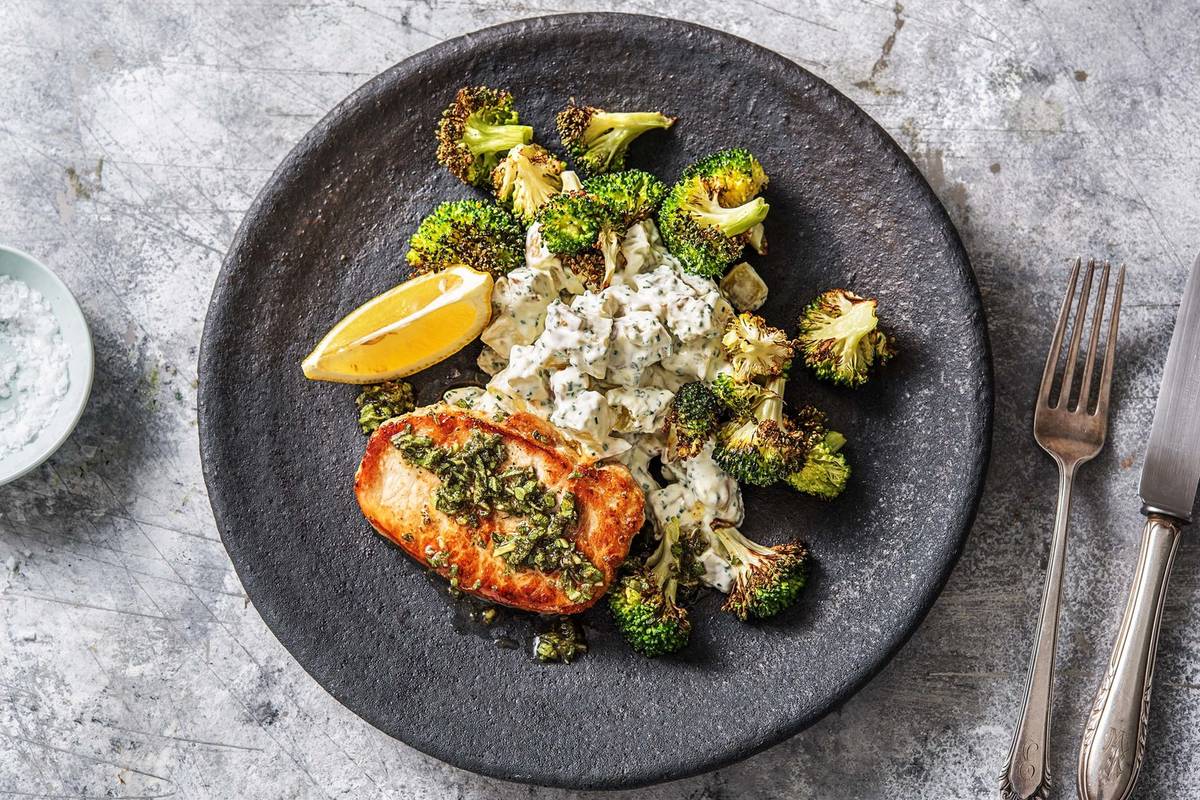 Côtelettes de porc au beurre noisette à la sauge