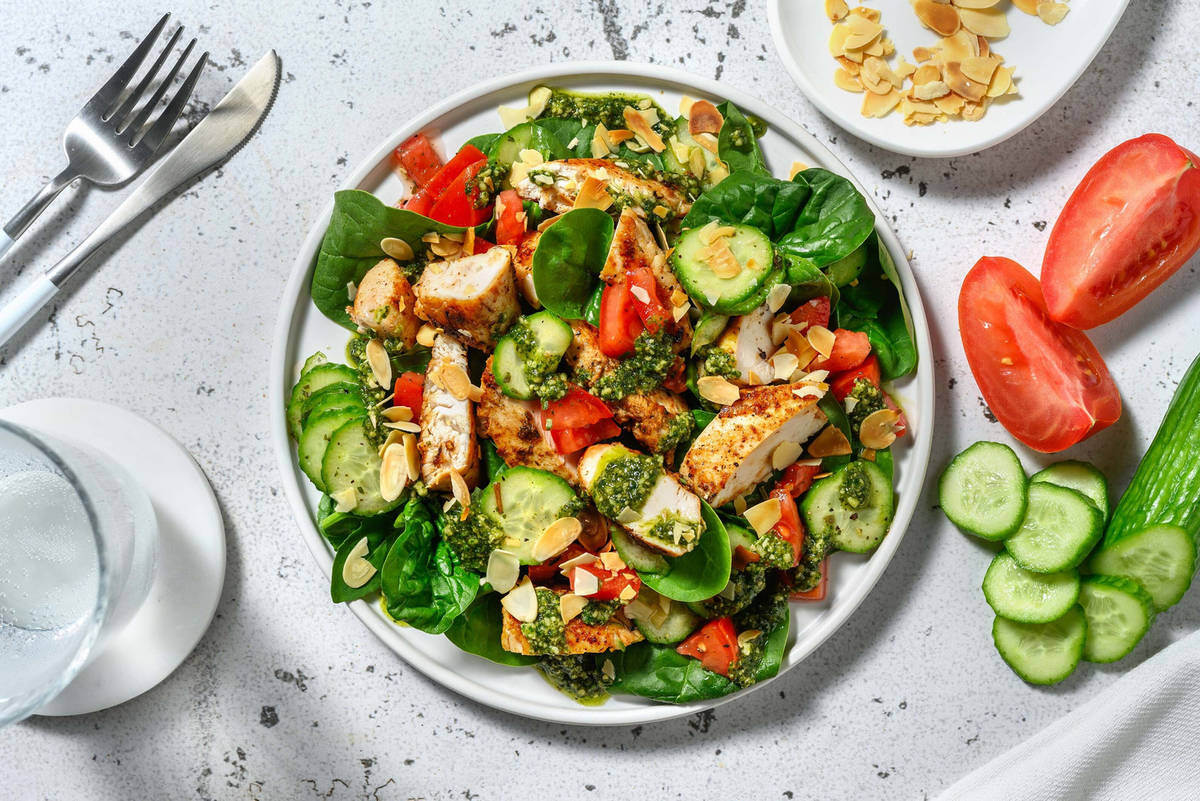 Salade de poulet au pesto
