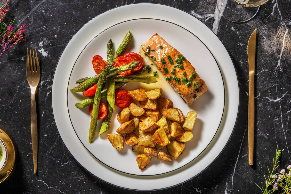 Salmon and Asparagus Spears