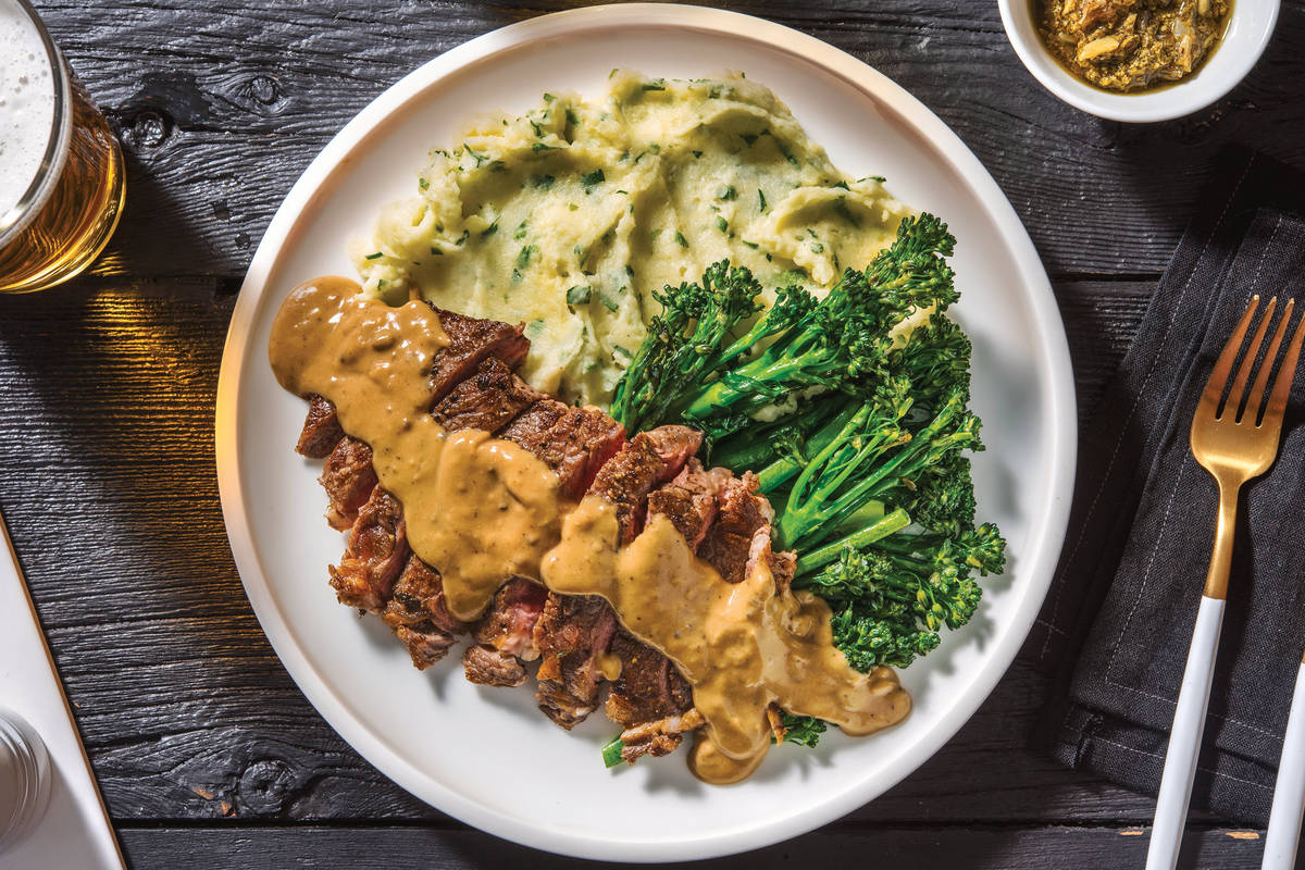 Seared Steak & Creamy Peppercorn Sauce