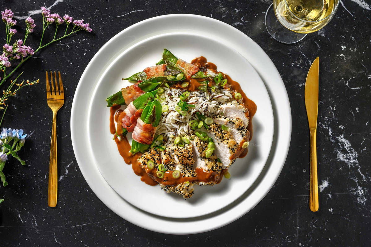 Sesam-Poulet mit Hoisin-Erdnuss-Sauce