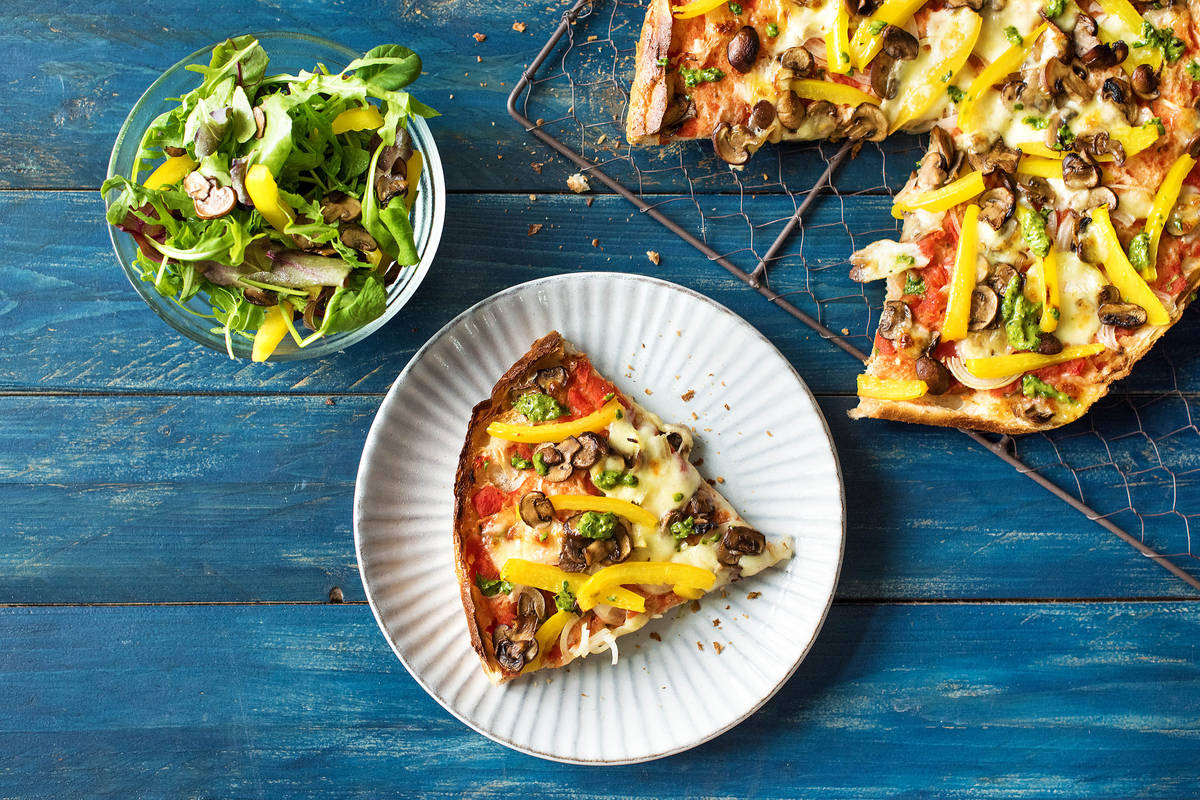 Sommerlich: Fladenbrot-Pizza "Italia"