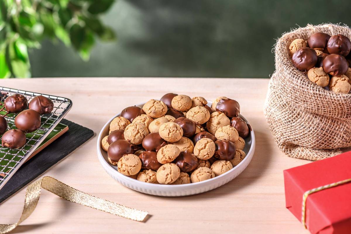 Speltkruidnoten met en zonder melkchocolade