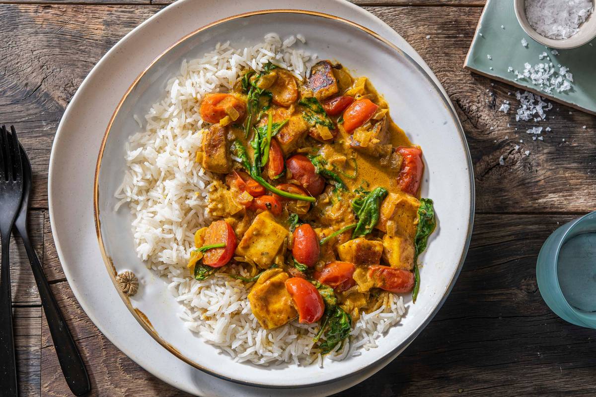 Spinach, Tomato and Halloumi Curry