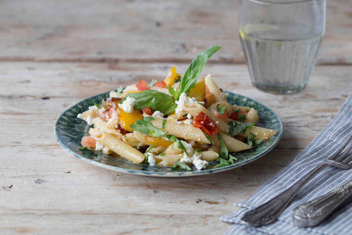 Strolling Rigatoni with Cherry Tomatoes