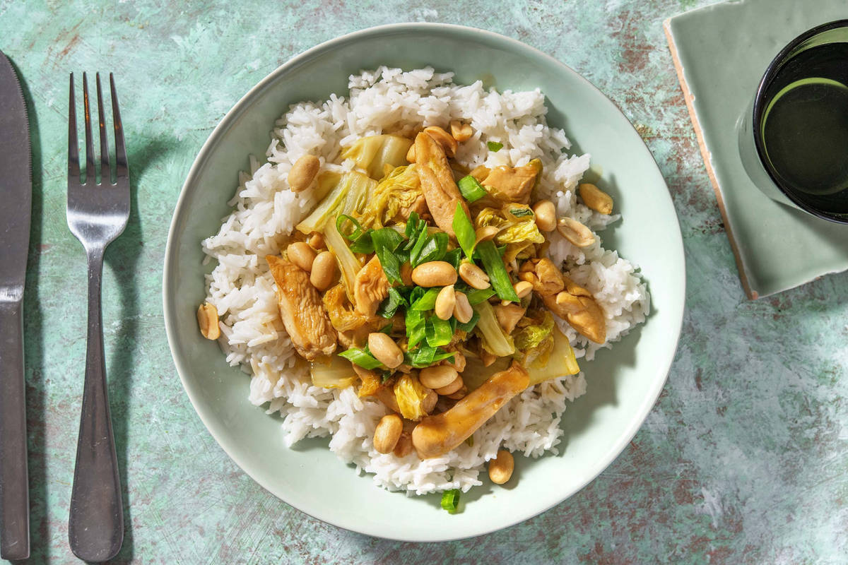 Teriyaki-Hähnchen auf Spitzkohl-Pfanne