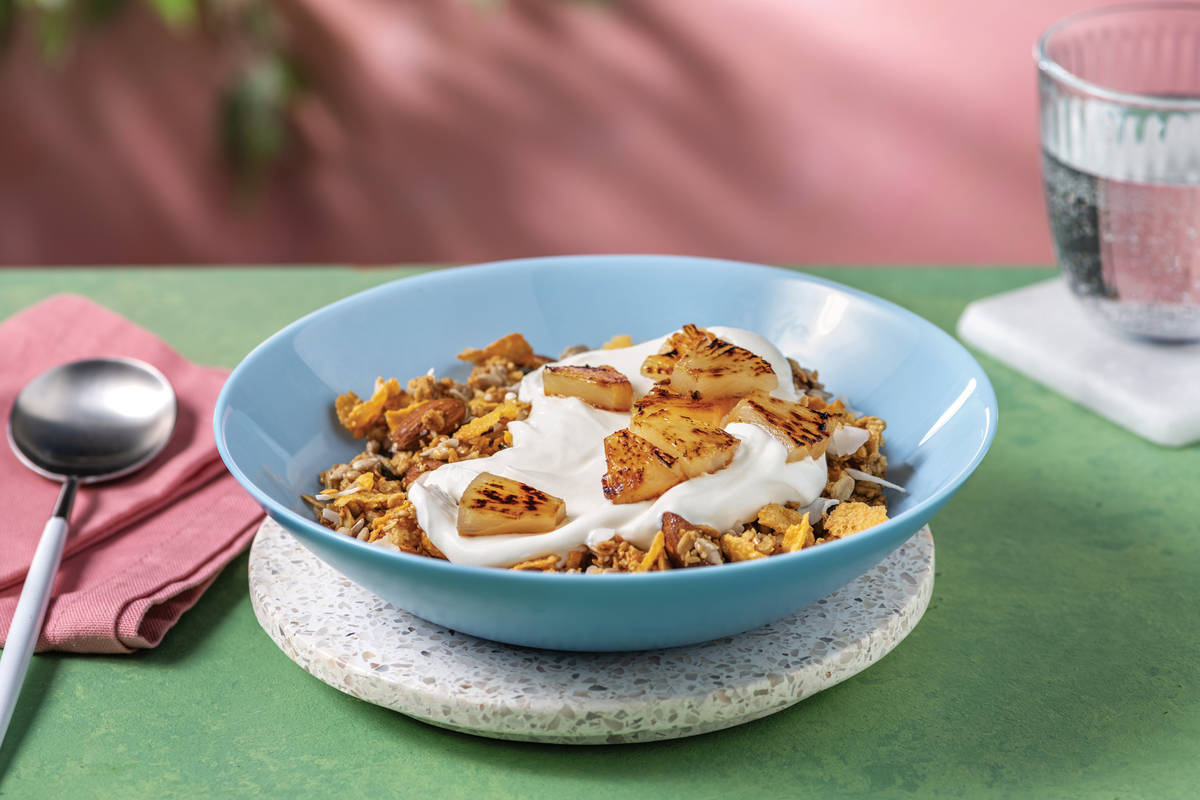 Vanilla Almond Muesli & Charred Pineapple
