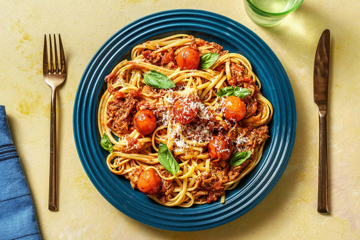 Tomato Pulled Pork Ragu and Linguine