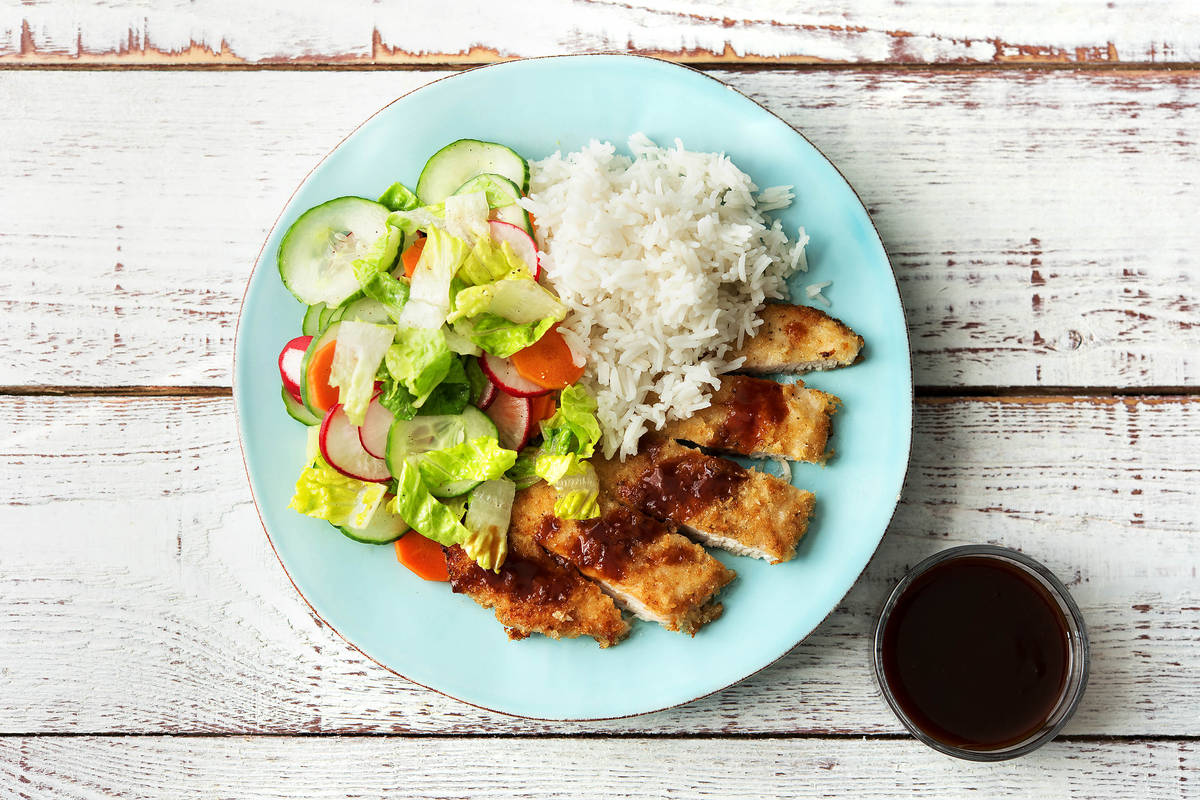Tonkatsu mit eingelegtem Gemüse