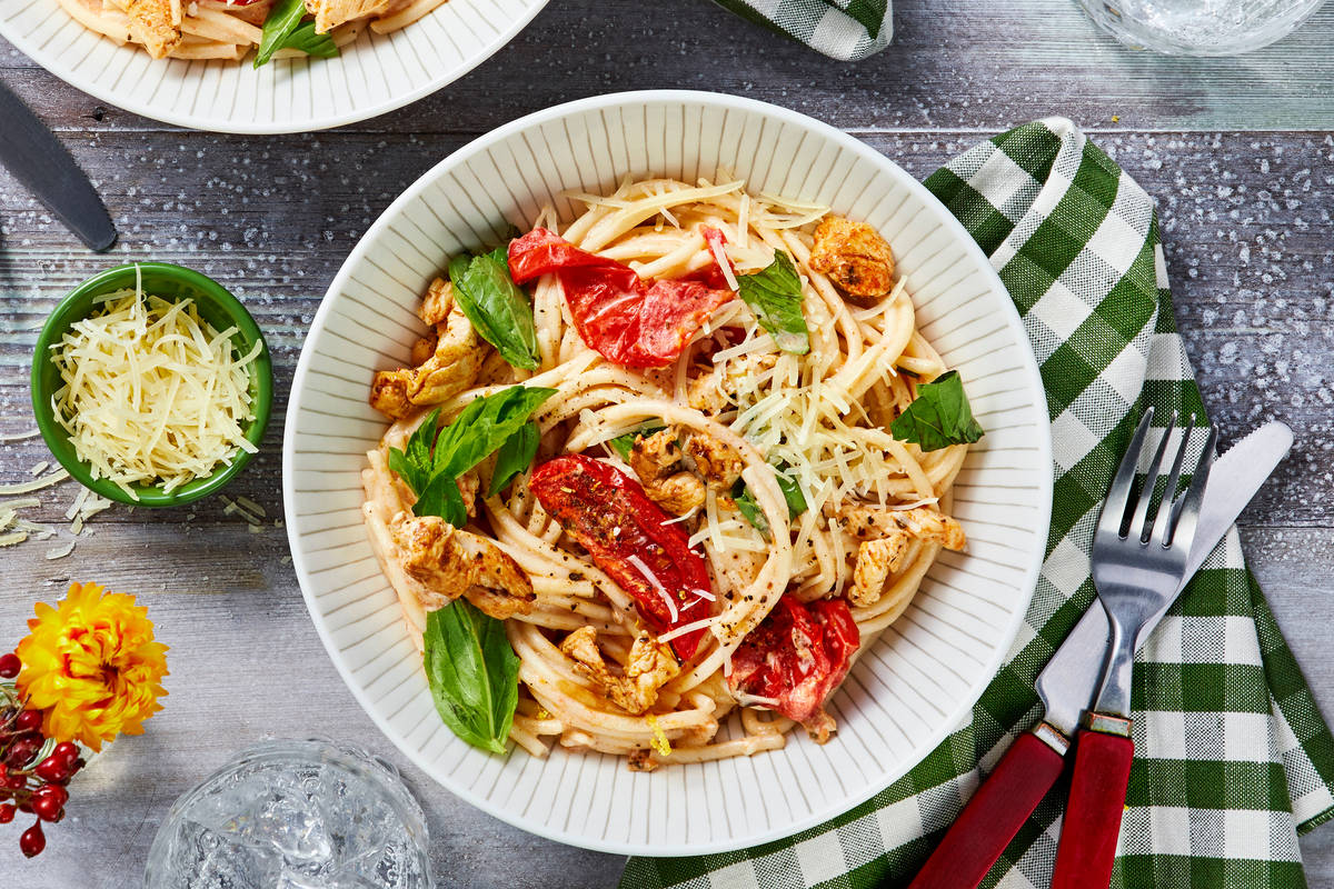 Tuscan Chicken Spaghetti