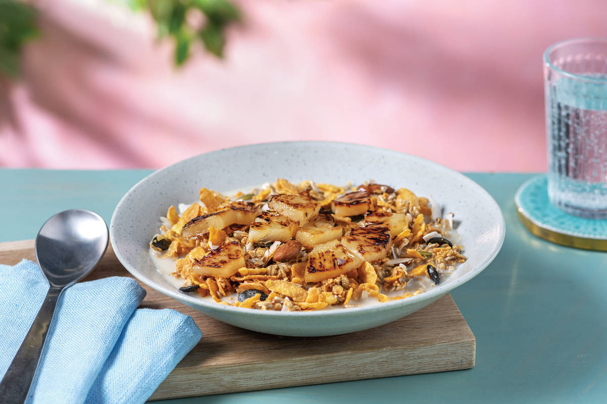 Vanilla Almond Muesli & Charred Pineapple