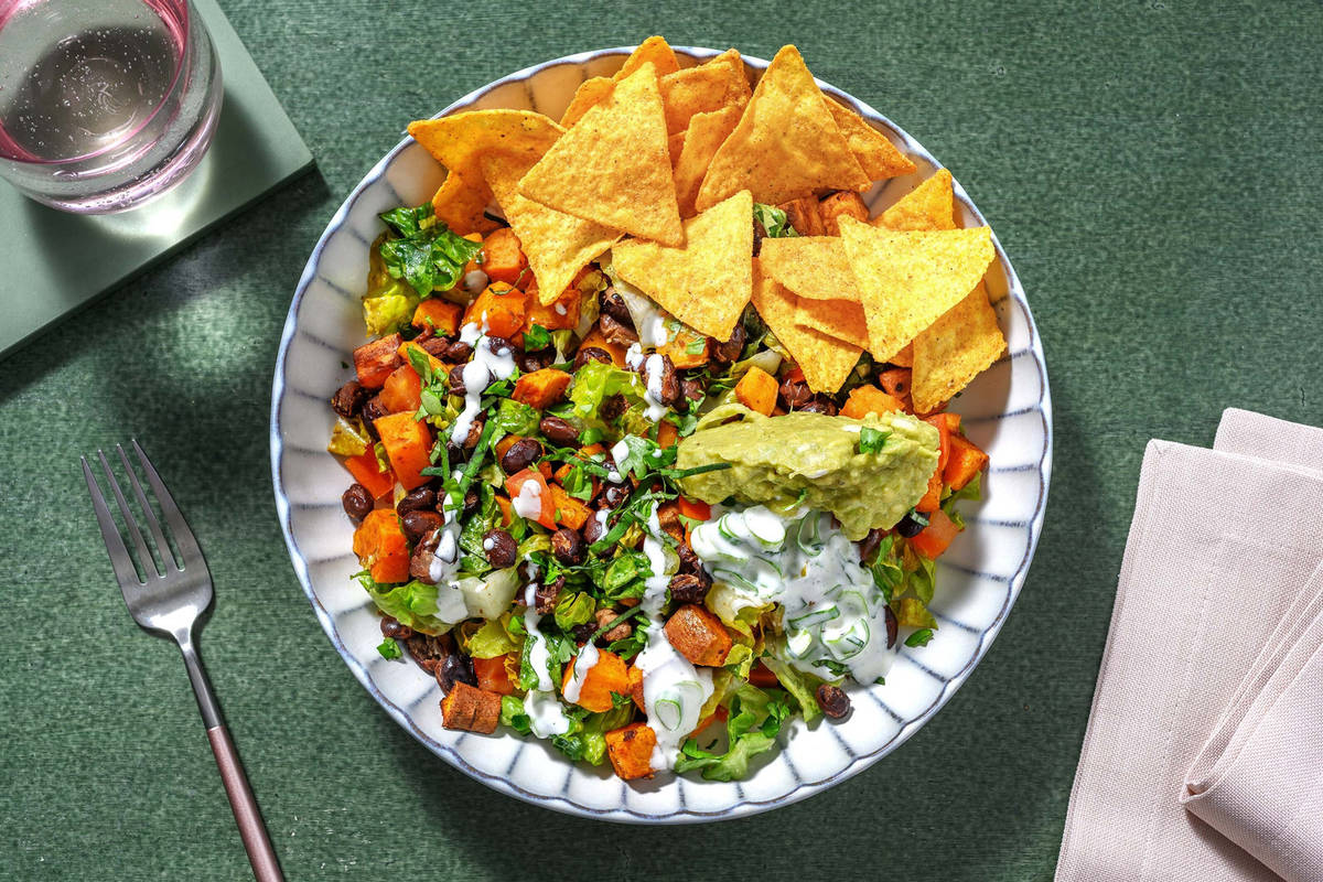 Vegane Nacho-Bowl mit Guacamole