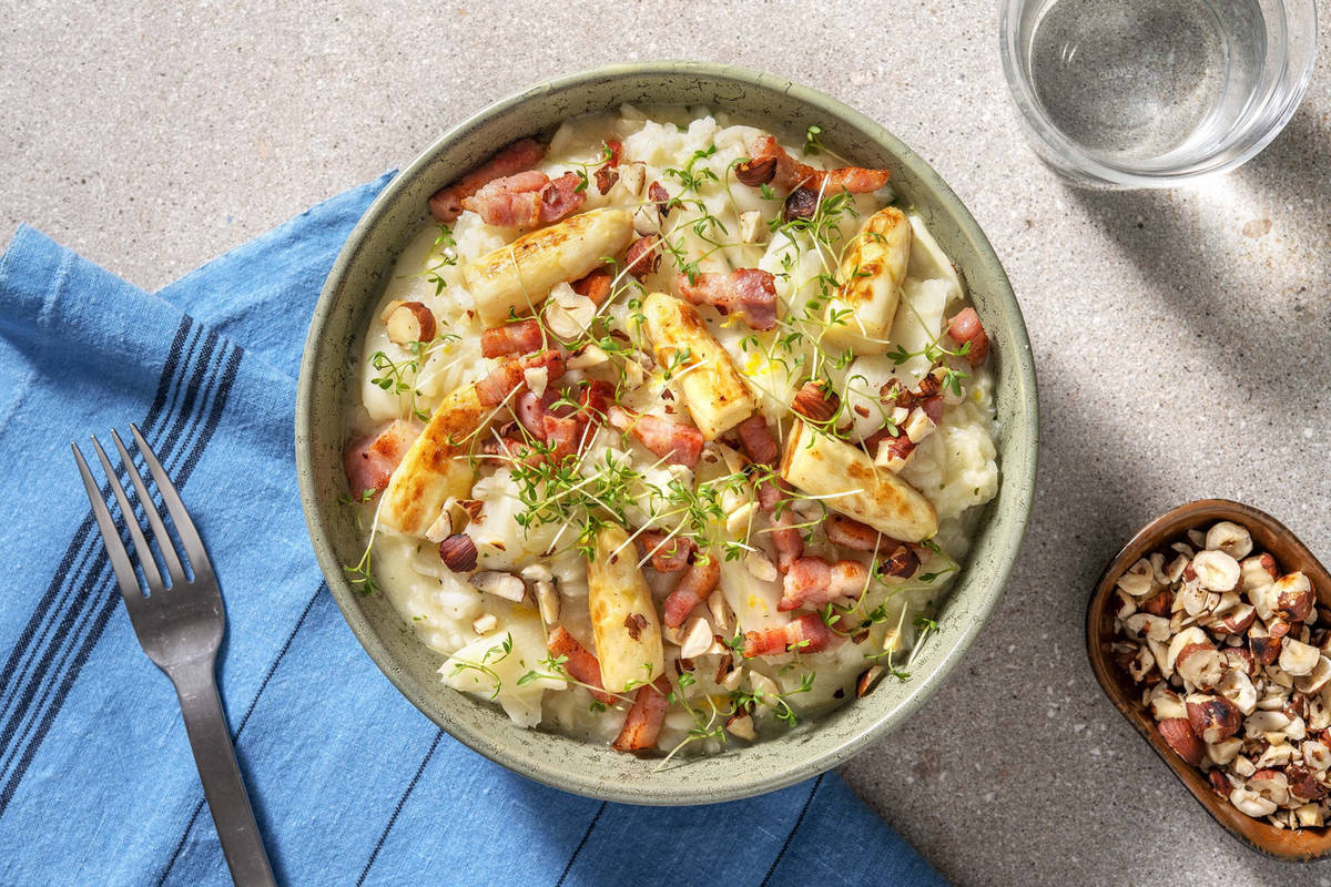 Weisses Spargelrisotto mit Speck