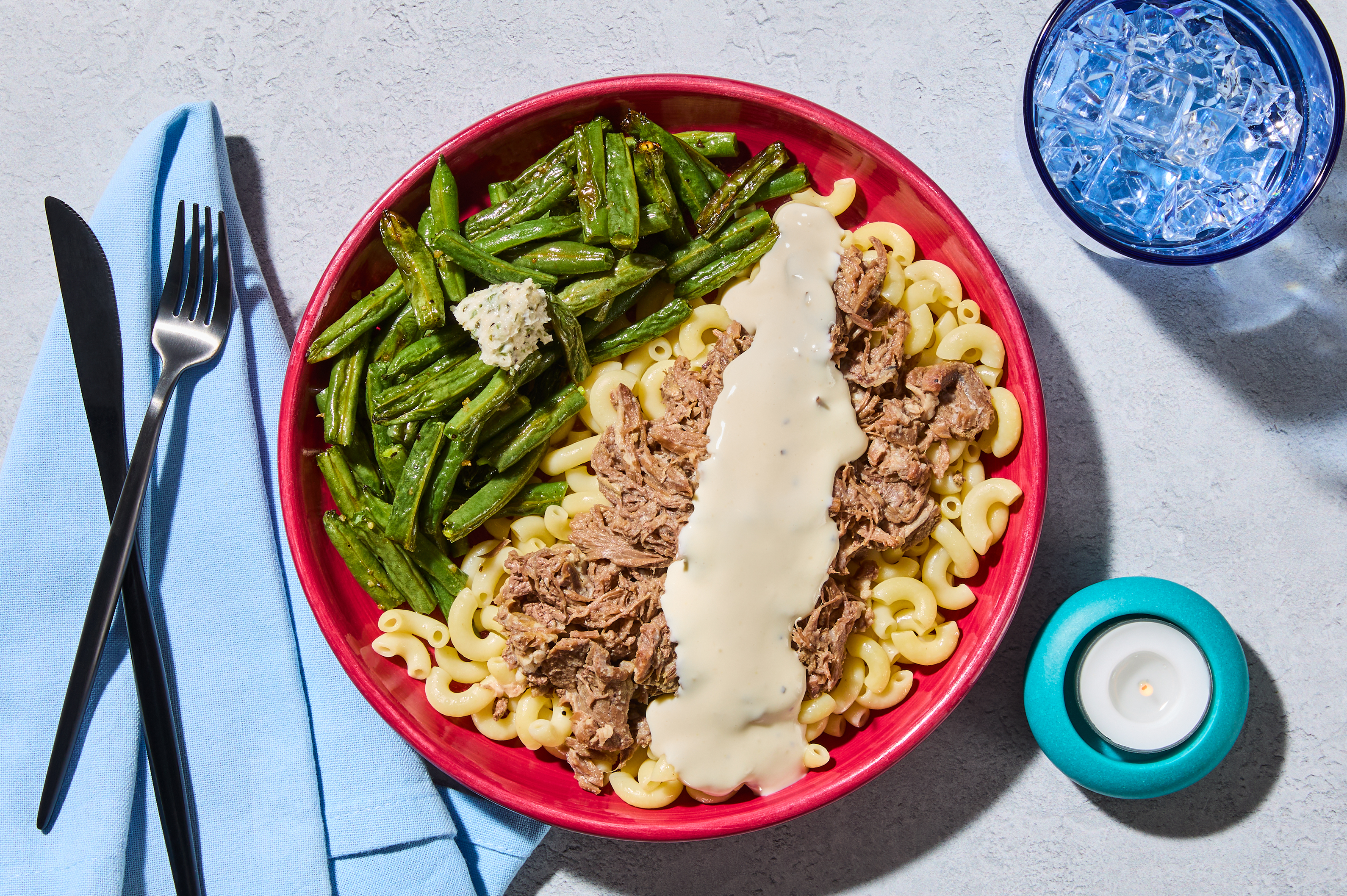 Smoky Gouda Macaroni & Shredded Beef
