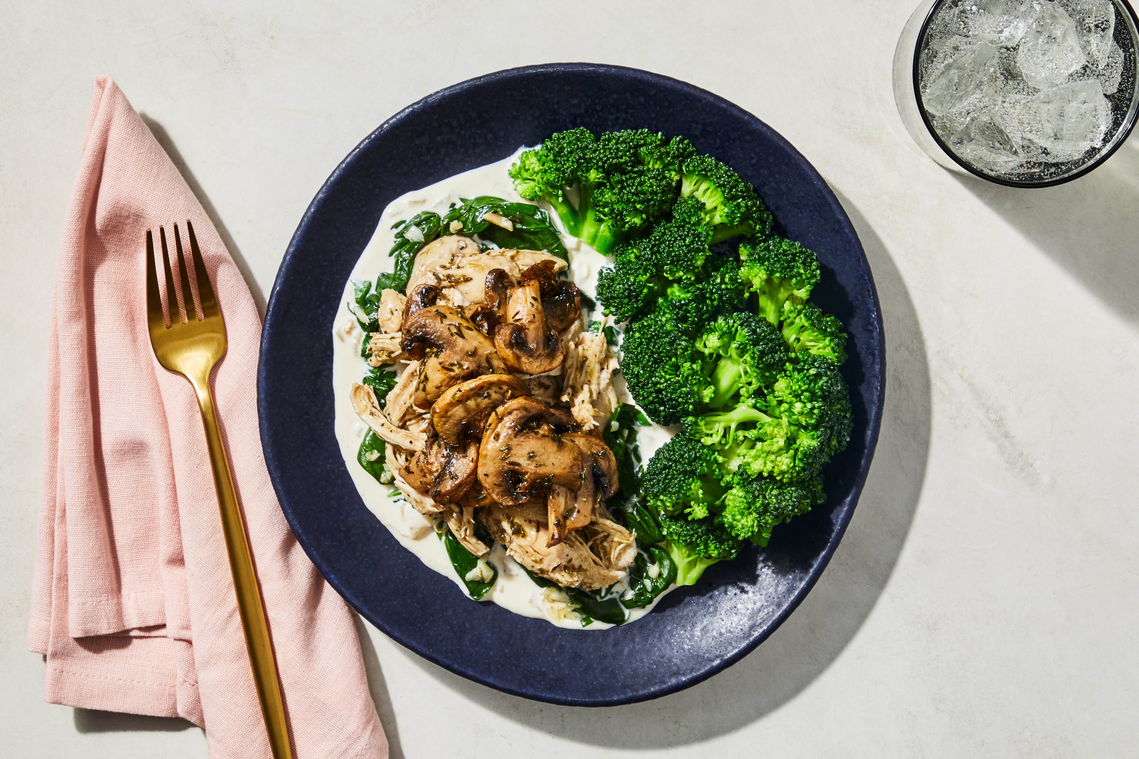 Creamy Spinach & Mushroom Chicken Thighs