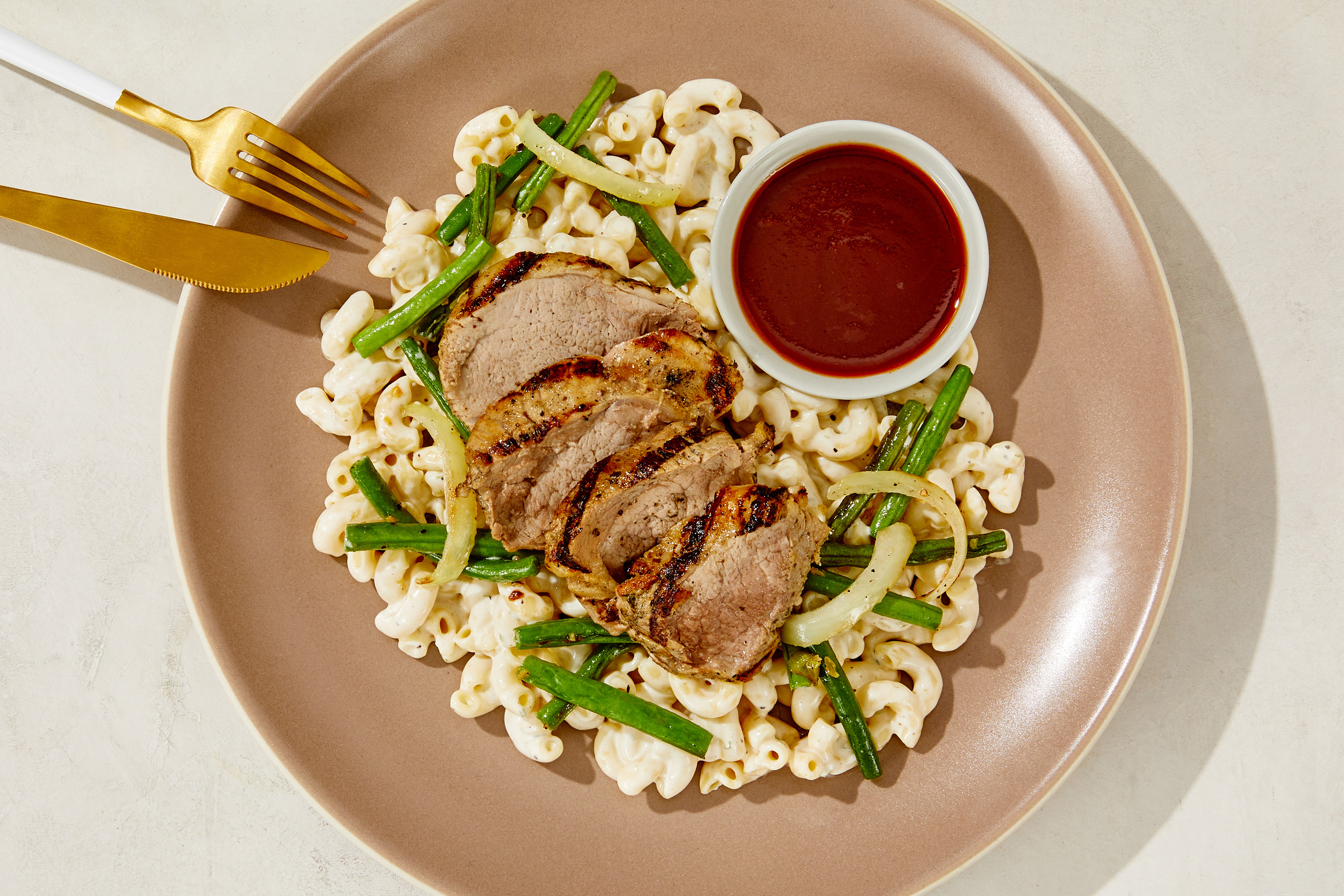 Classic Pork Tenderloin & White Cheddar Macaroni