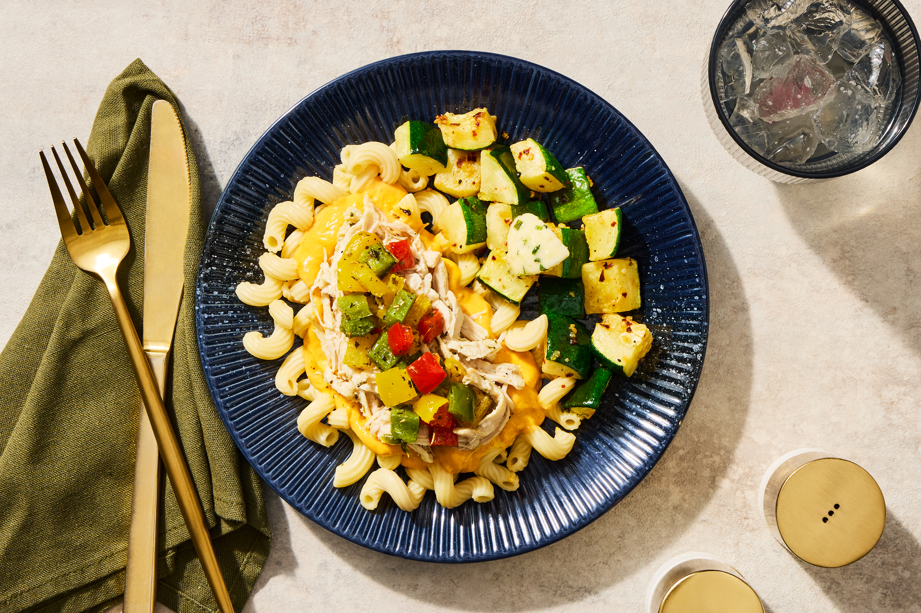 Chipotle Queso Chicken & Pepper Cavatappi