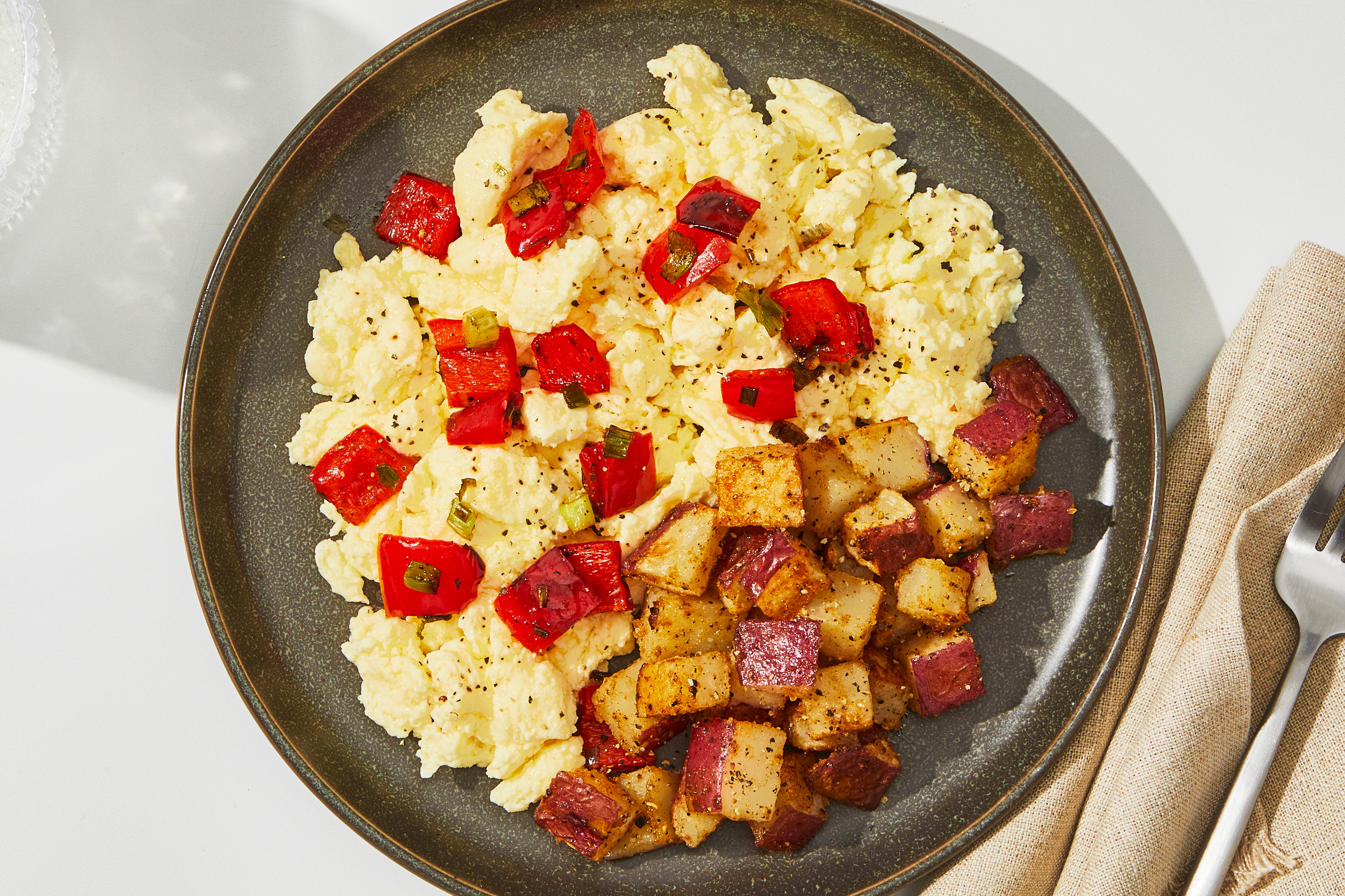 Red Pepper & Feta Scramble