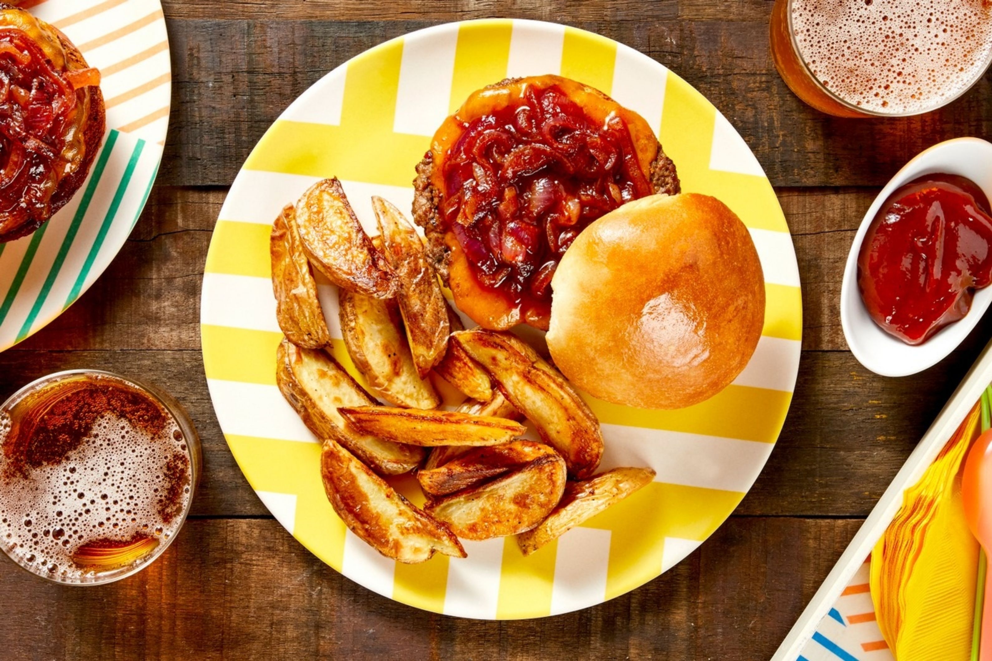 Chili-Onion Cheeseburgers