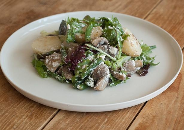 Mushroom & Fetta Salad (v)