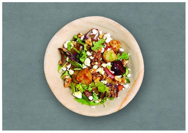 Hearty Roasted Beet and Lentil Salad