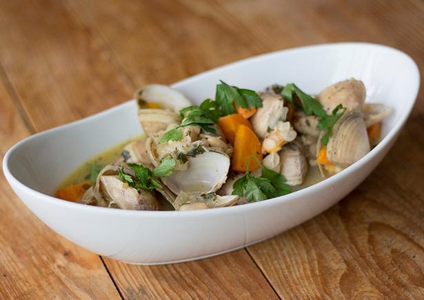 White Beans and Cloudy Bay Clams with White Wine