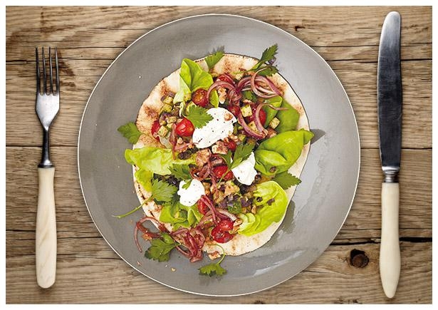 Mediterrane Fladenbrot „Roll Up“ Wraps  