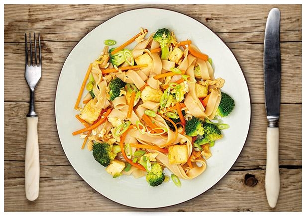 Thailändische Nudelpfanne „Pad See Ew“