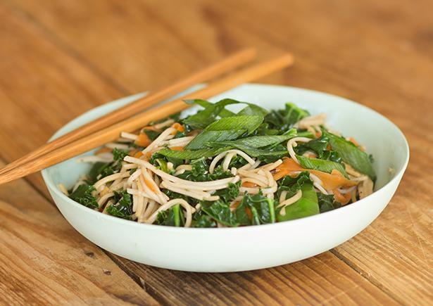 Teriyaki Tofu with Soba Noodles (v)