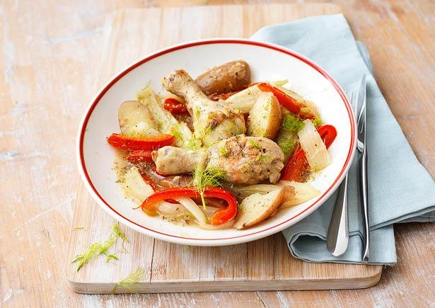 Gestoofde drumsticks met groenten en rosevalaardappelen 