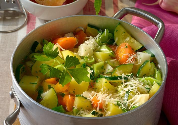 Bunter Kartoffel-Eintopf