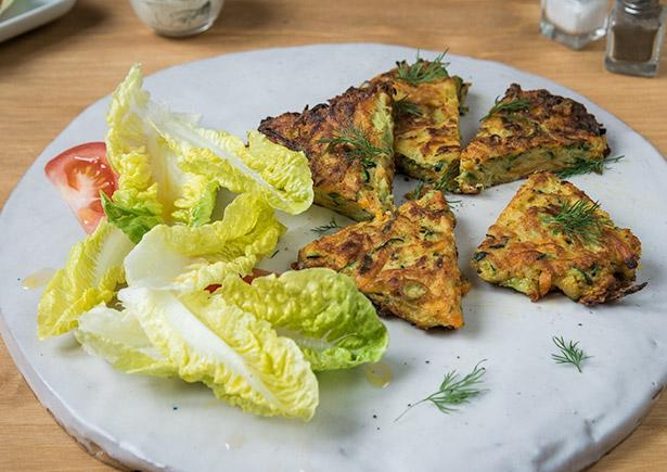 Knusprige Ras el Hanout Gemüsepfannkuchen