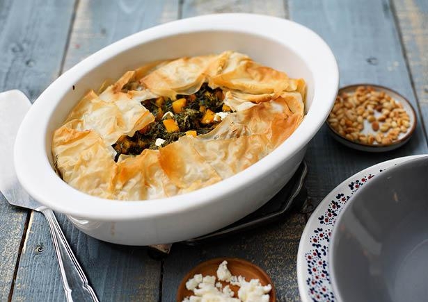 Oventaart met Hollandse boerenkool, pompoen en feta