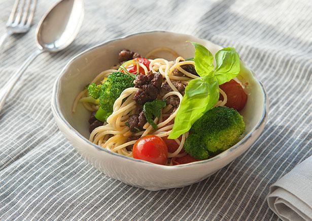 Spaghetti con Salsiccia di Manzo