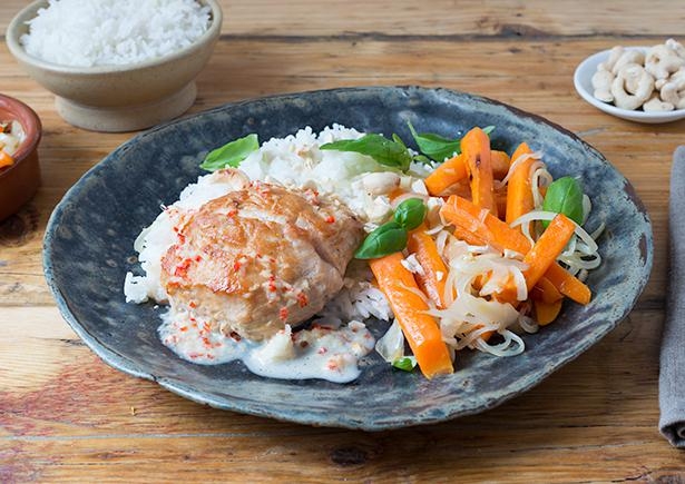 In Kokosmilch gebackene Putenbrust