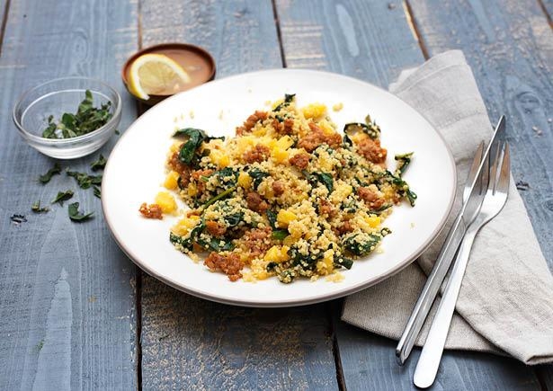 Winterse couscous met koolraap en kipgehakt