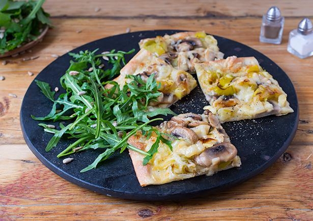 Champignon-Porree-Flammkuchen