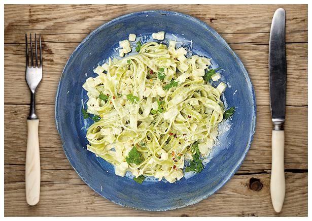 Tagliatelle Verde in feiner Kohlrabi- Mascarpone-Soße