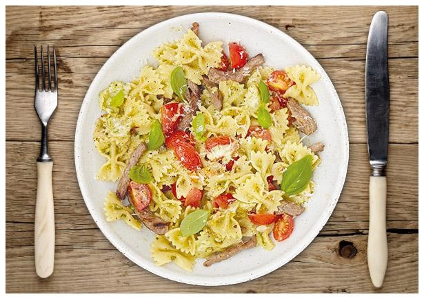 Rinderfilet Farfalle-Pasta „Caprese“
