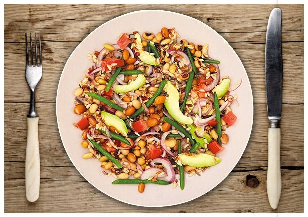 Spritziger Tricolor-Reissalat in feiner  Limetten-Vinaigrette 