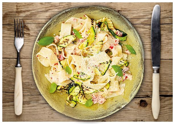 Sommerliche Pappardelle-Pasta