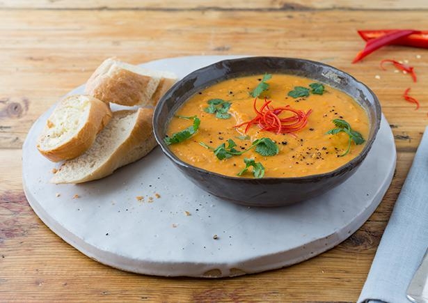 Pikante Süßkartoffel-Kokosmilch-Suppe