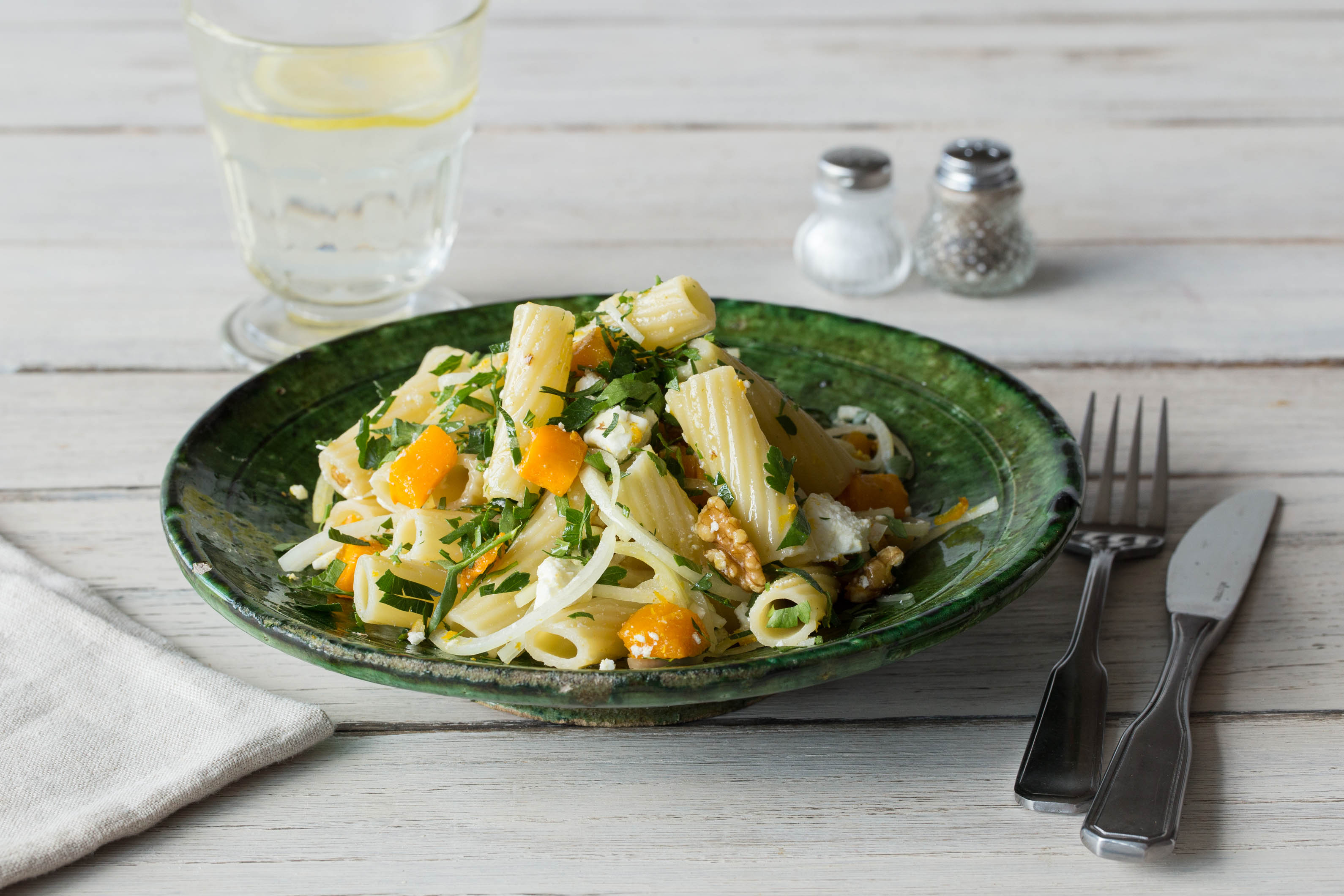 Herbstliche Ofenkürbis-Penne-Pfanne