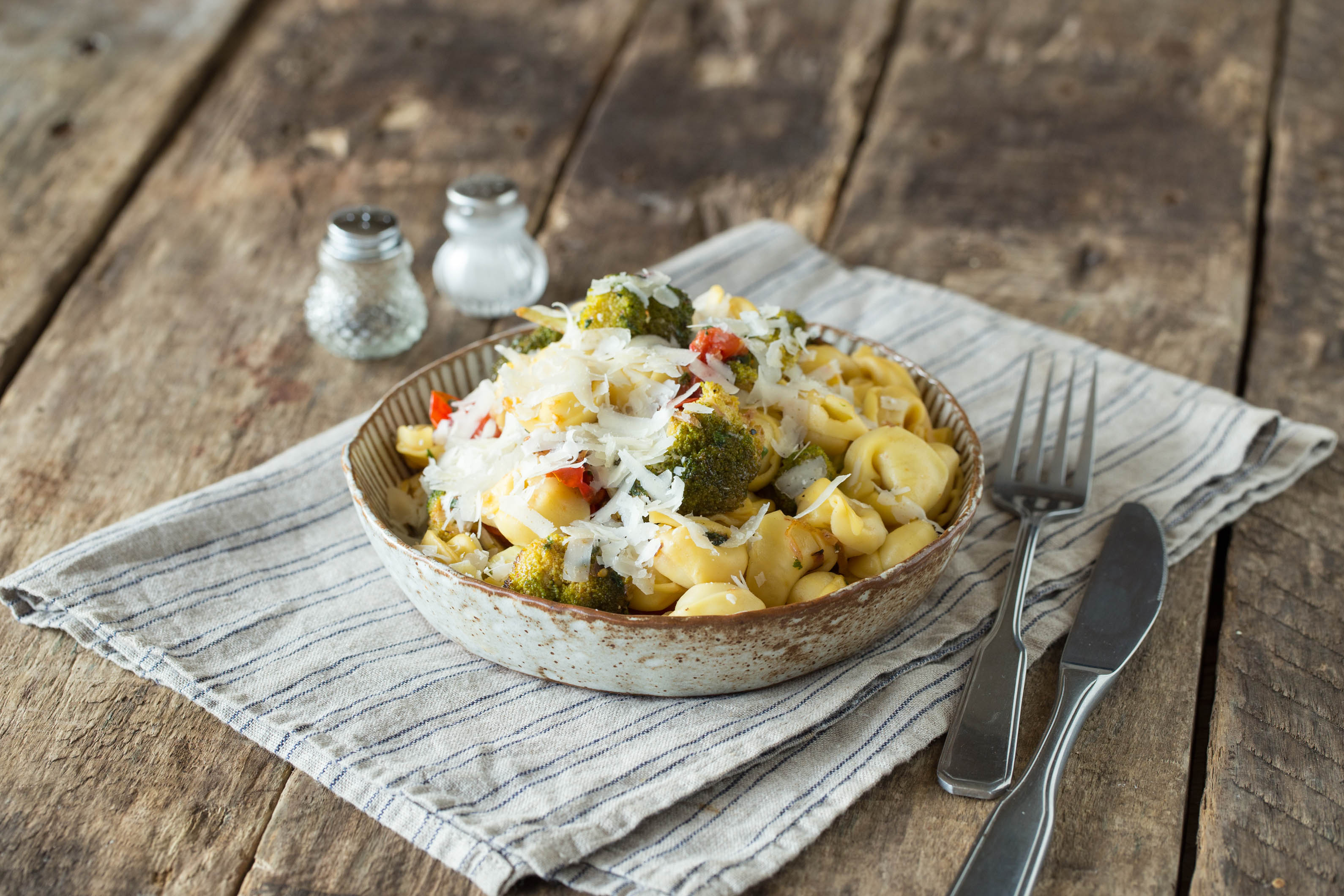 Italienische Pilz-Tortellini-Gemüsepfanne