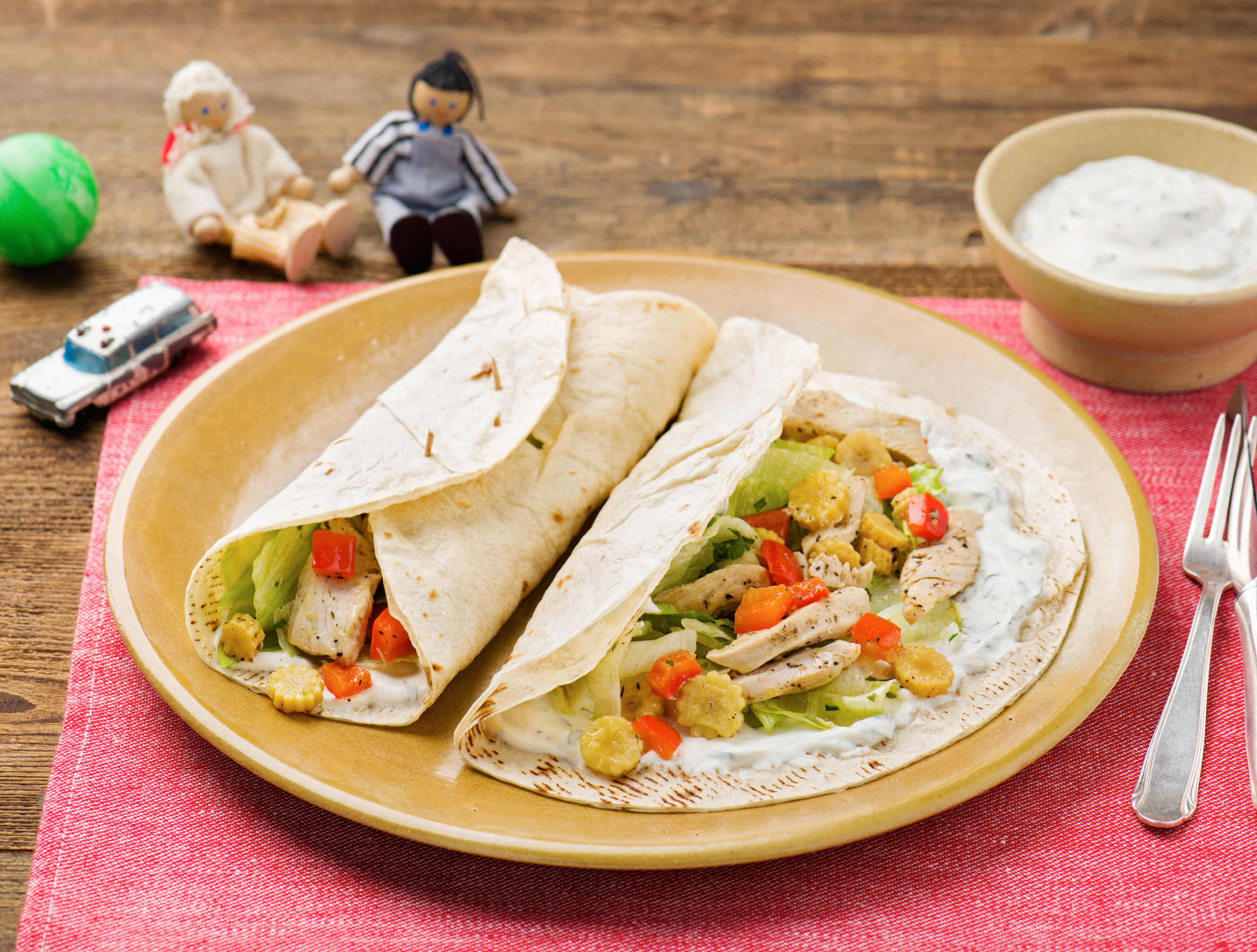 Wraps met kip, maïs en yoghurt