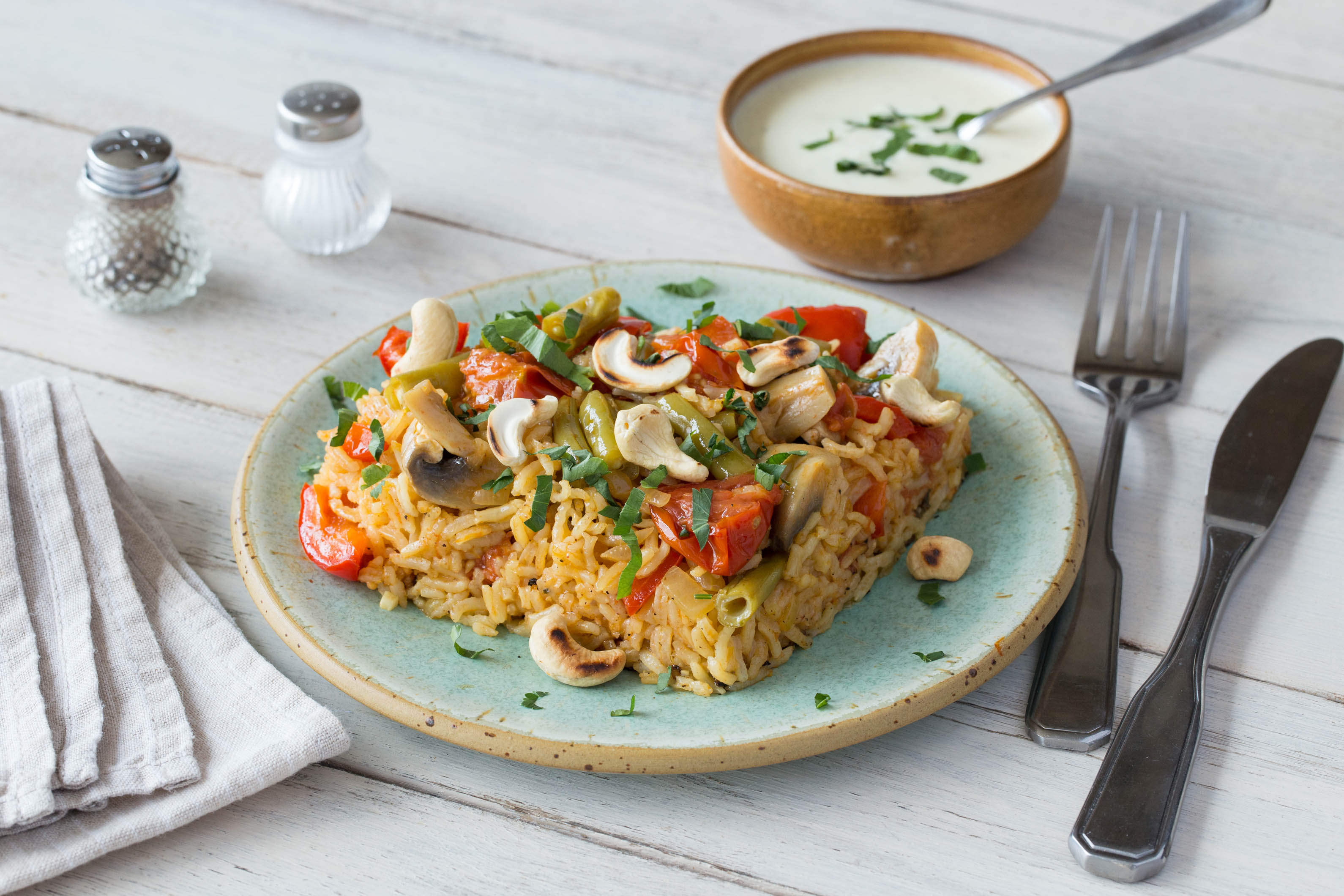 Bunt gemischte Gemüse-Paella