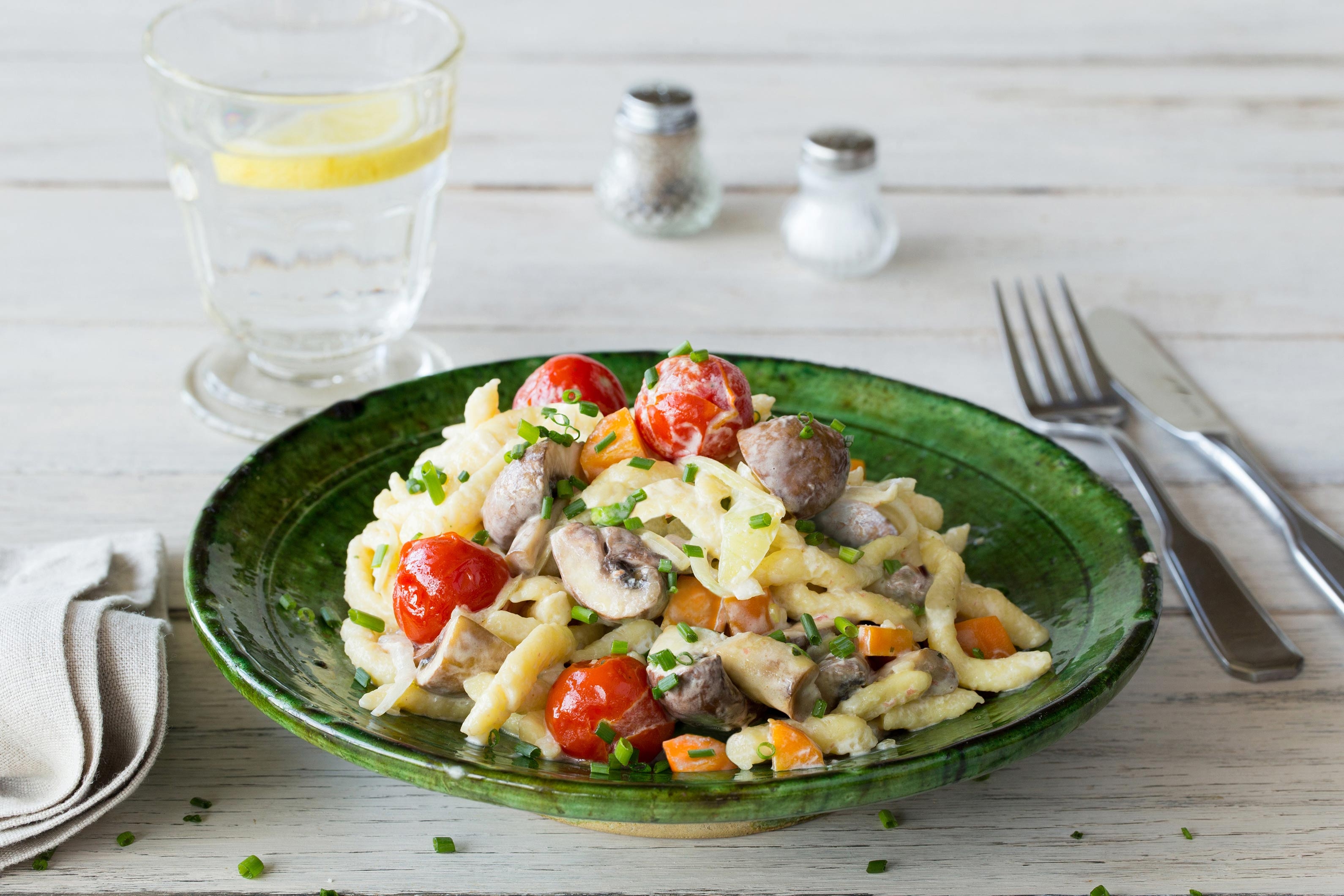 Schwäbische Eierspätzle mit viel Gemüse