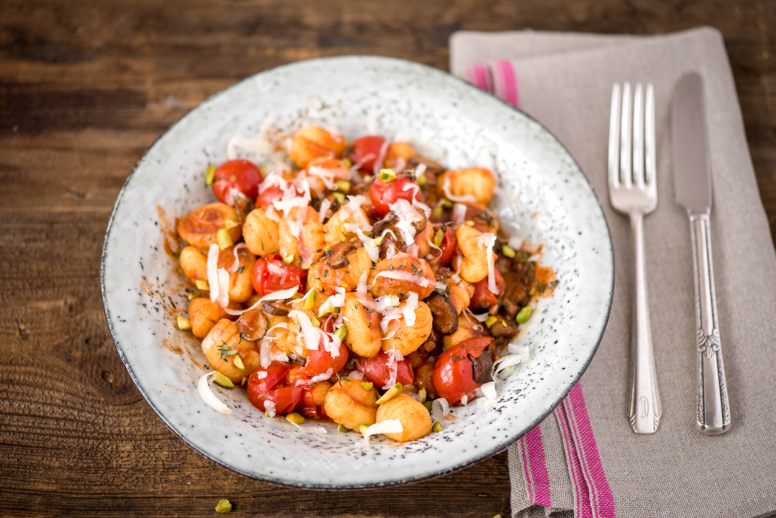 Gnocchi-Pfanne mit Tomaten-Thymiansoße