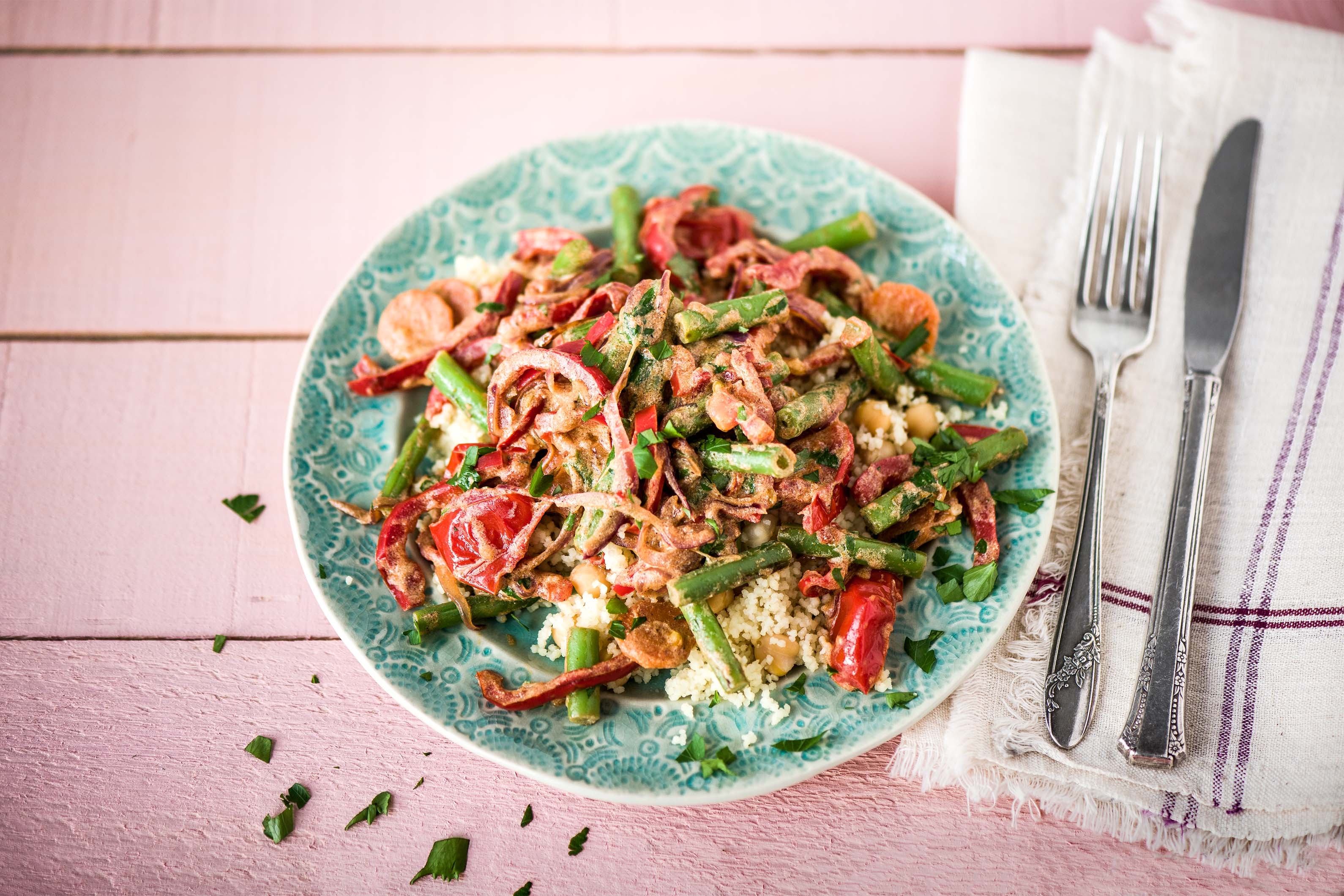 Marokkanischer Kichererbsen-Couscous mit Gemüsepfanne