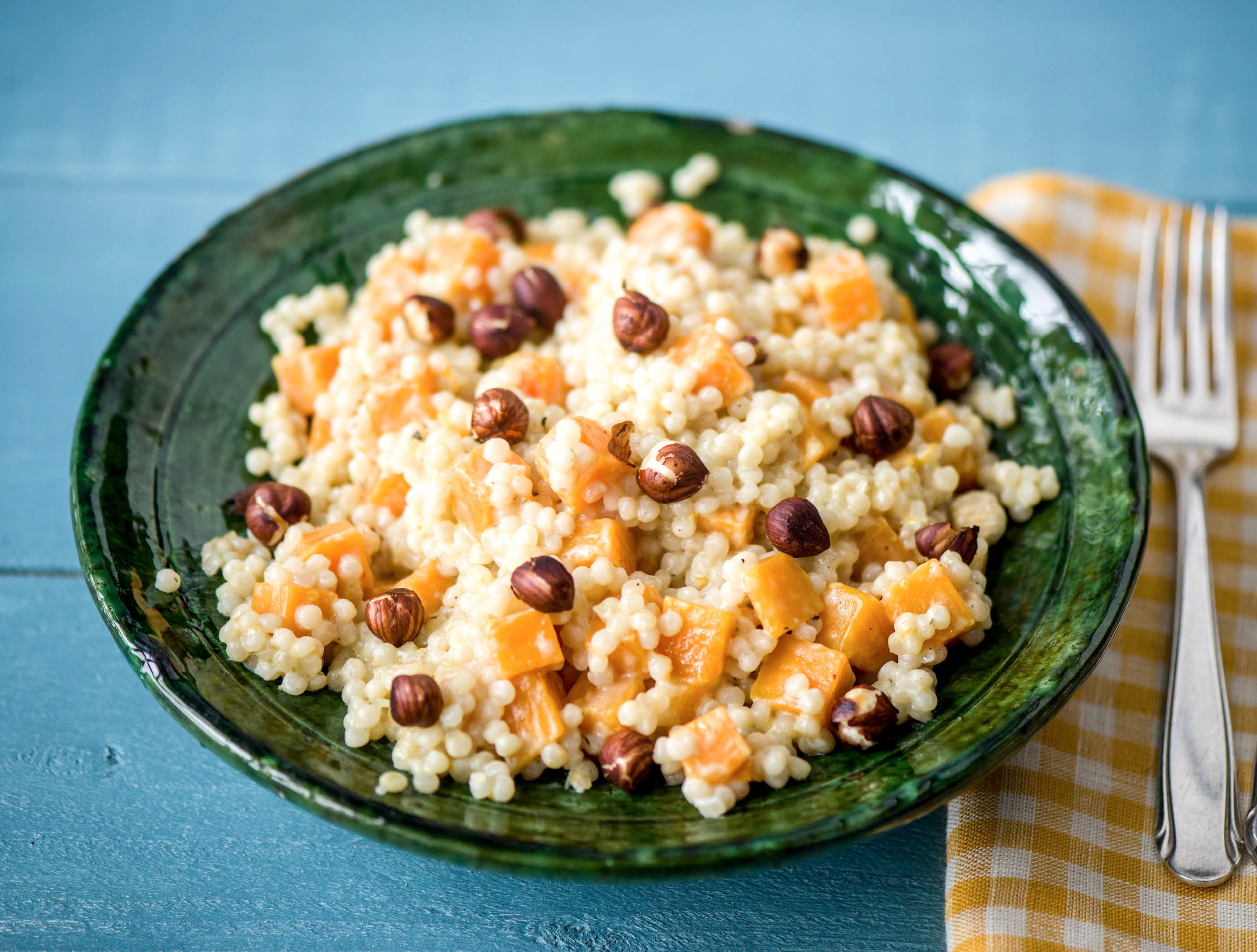 Romige parelcouscous met pompoen en hazelnoten